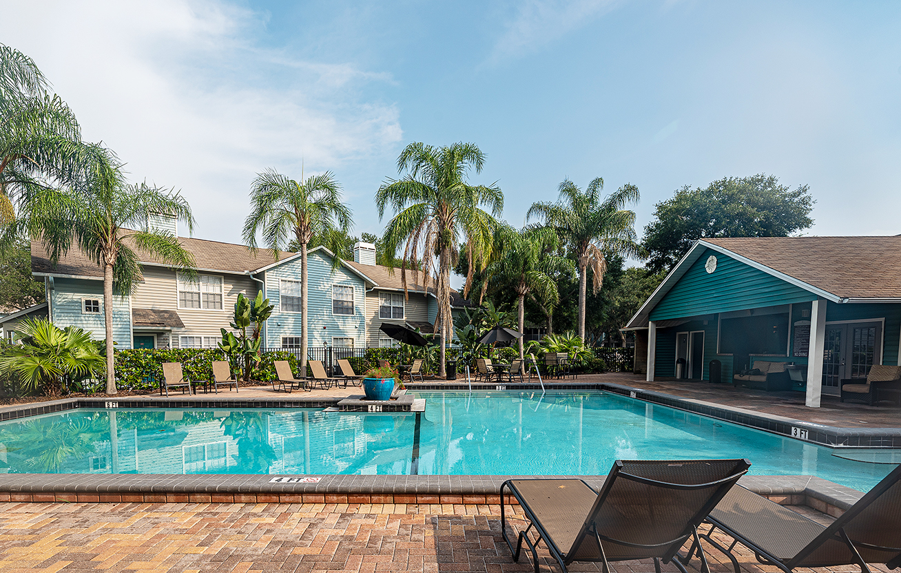 Madison Oaks Resort Style Pool
